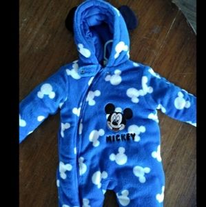 《SOLD》 Baby infant snowsuit sleeper bunting snow suit 6 months